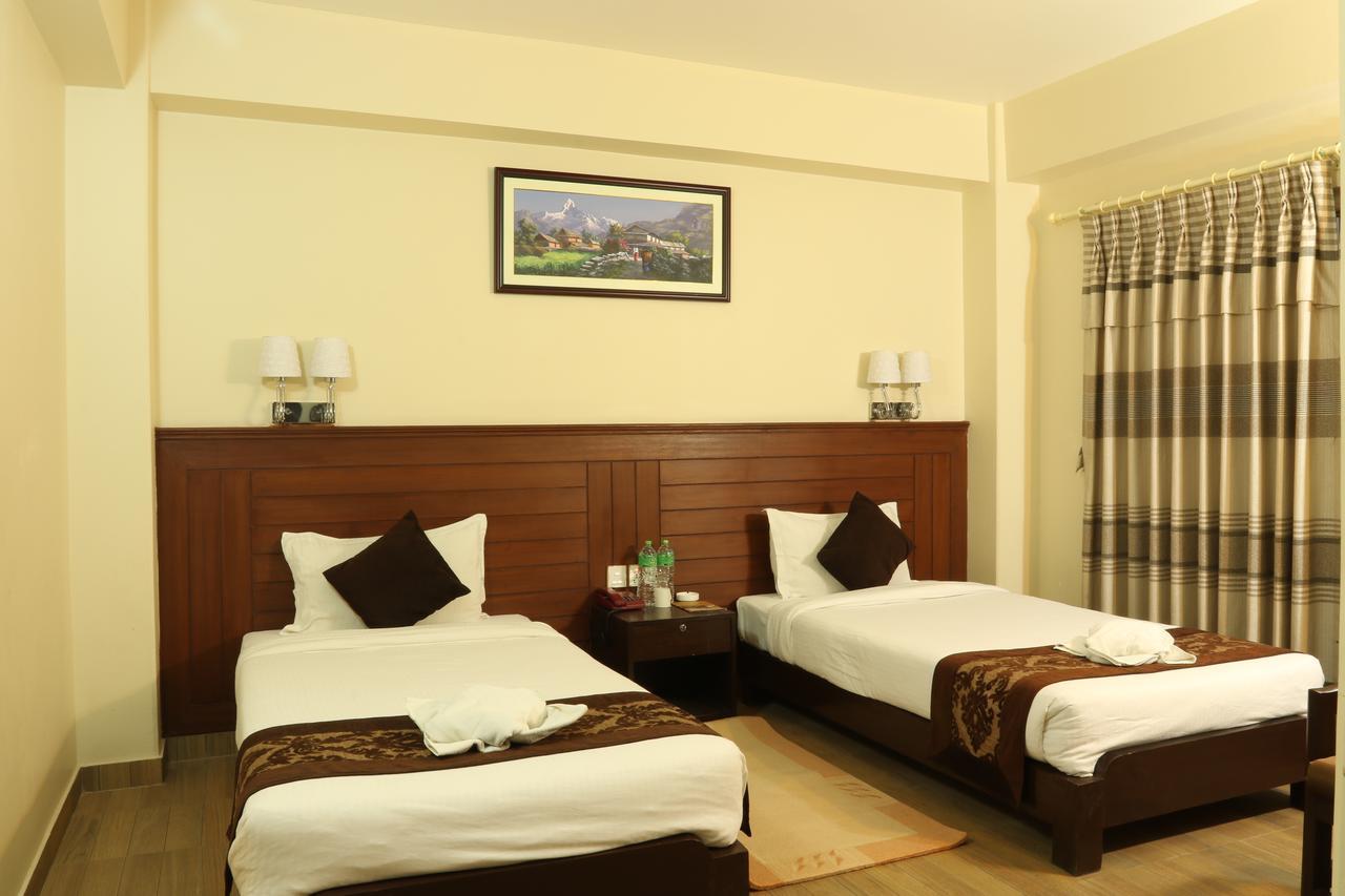 Hotel The Coast Pokhara Exterior foto